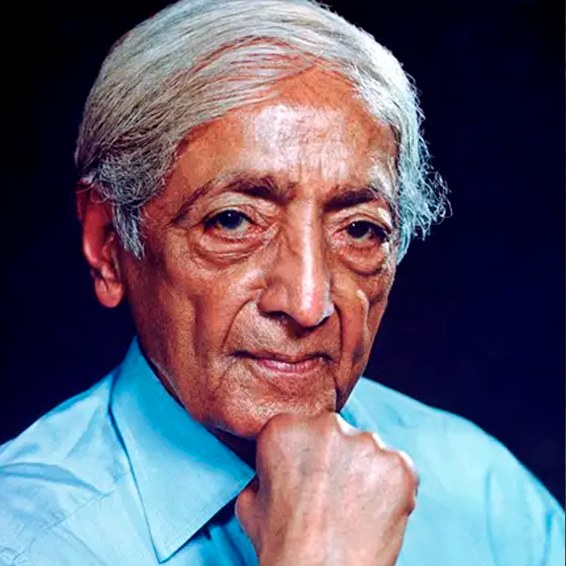 Biografía del pensador y maestro espiritual indio Jiddu Krishnamurti